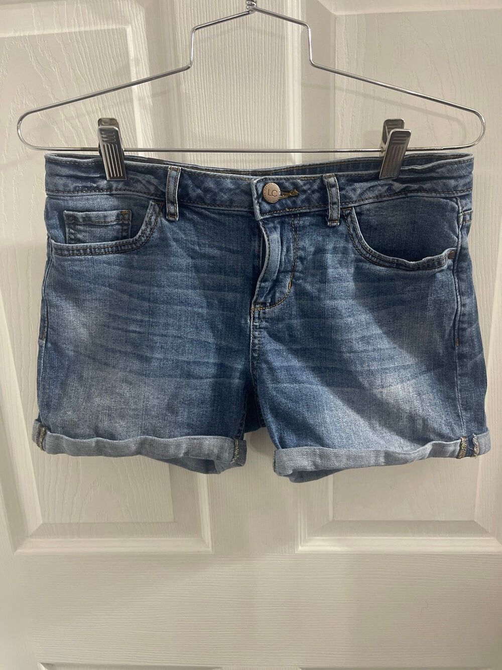 Lauren Conrad Women's Cuffed Denim Shorts Size 6